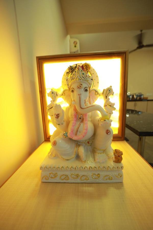 Majestic Hotel Madurai Bagian luar foto