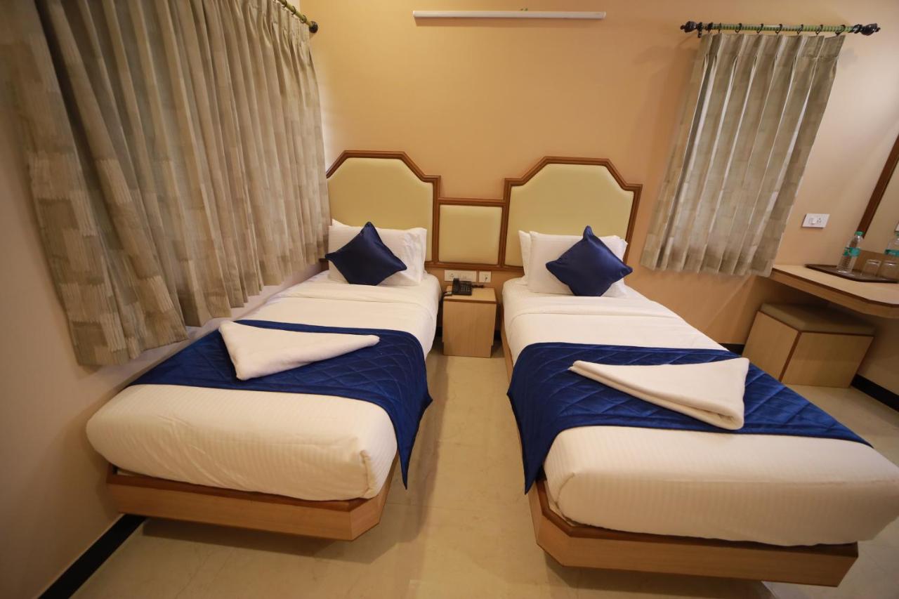 Majestic Hotel Madurai Bagian luar foto